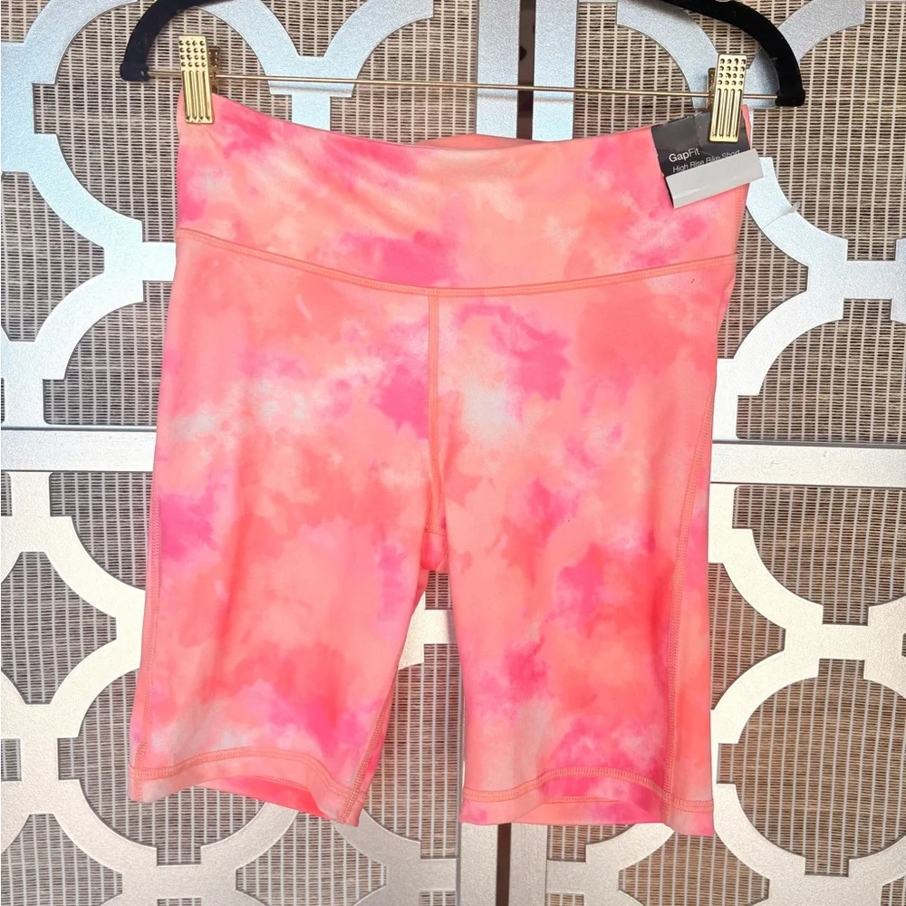 NWT GAP Pink Tie-Dye Women's Bike Shorts